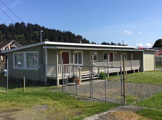 240 C St, Fields Landing, CA 95537