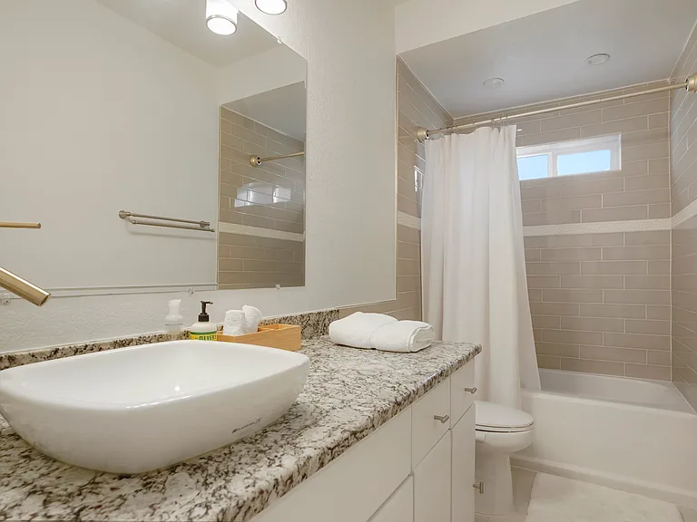 1468 W 66th Ave — Photo 26