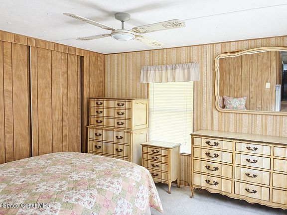 4th image of 2988 Indian River Dr NE