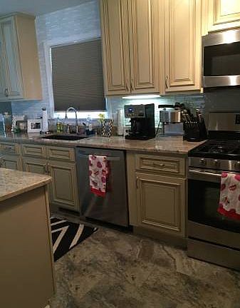 3rd image of 405 Centennial Dr