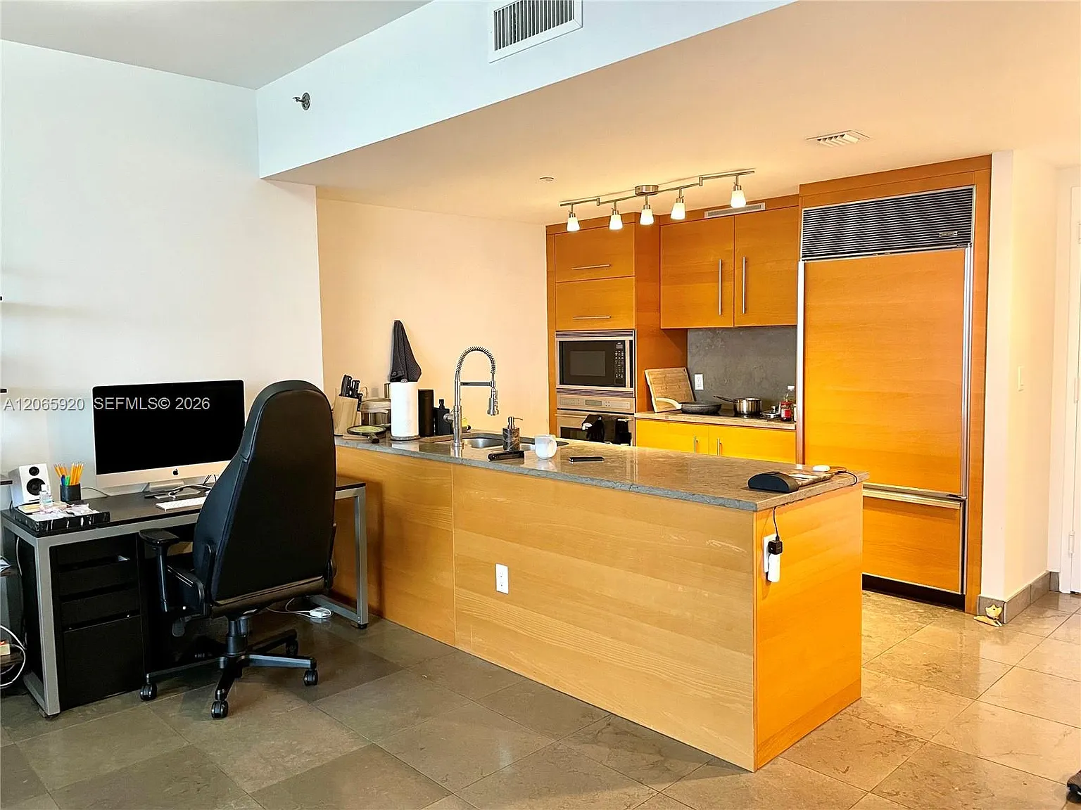 Icon Brickell I — Photo 4