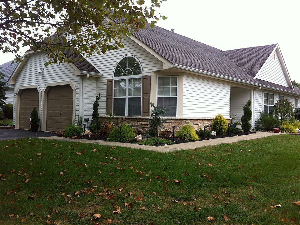 1st image of 2917 Crestview Ln
