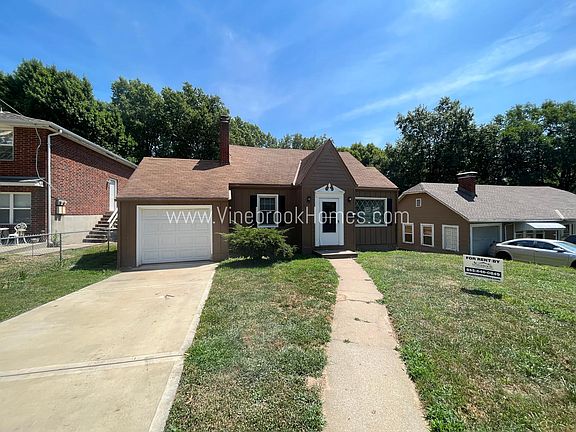2nd image of 1712 Hawthorne Ct