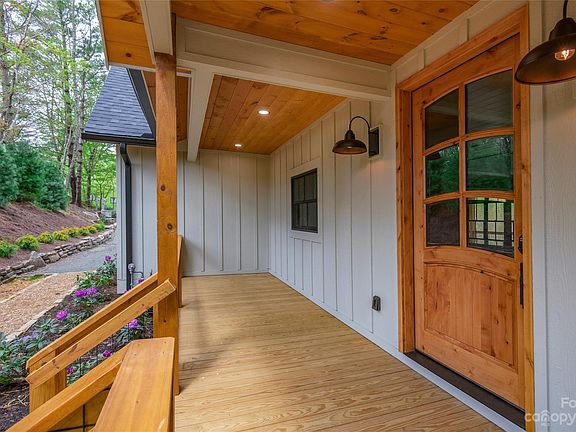 4th image of 297 White Fox Ln #36