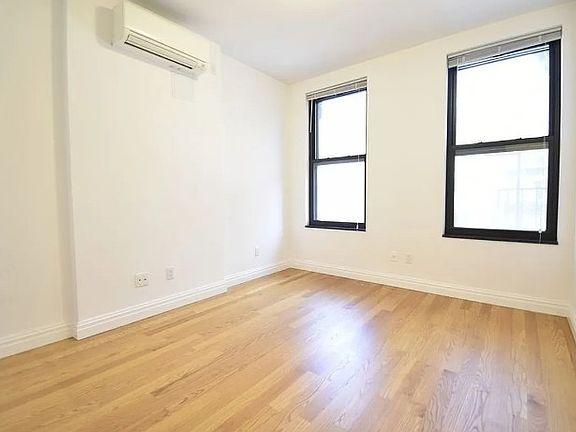 4th image of 749 9th Ave APT 305