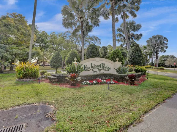 1524 Whitehall Dr APT 102, Davie, FL 33324