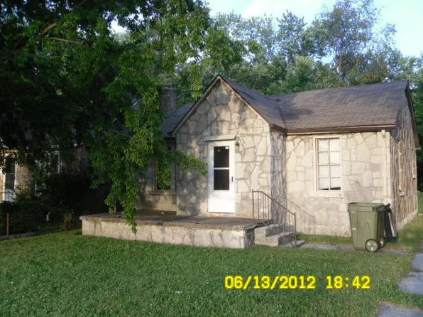 1608 Broad St, Hopkinsville, KY 42240
