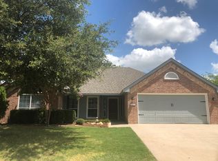 1020 Porter Pl, Sanger, TX 76266