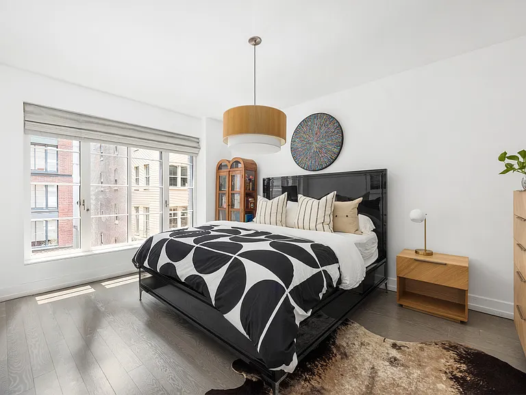 70 Charlton St #5C — Photo 6