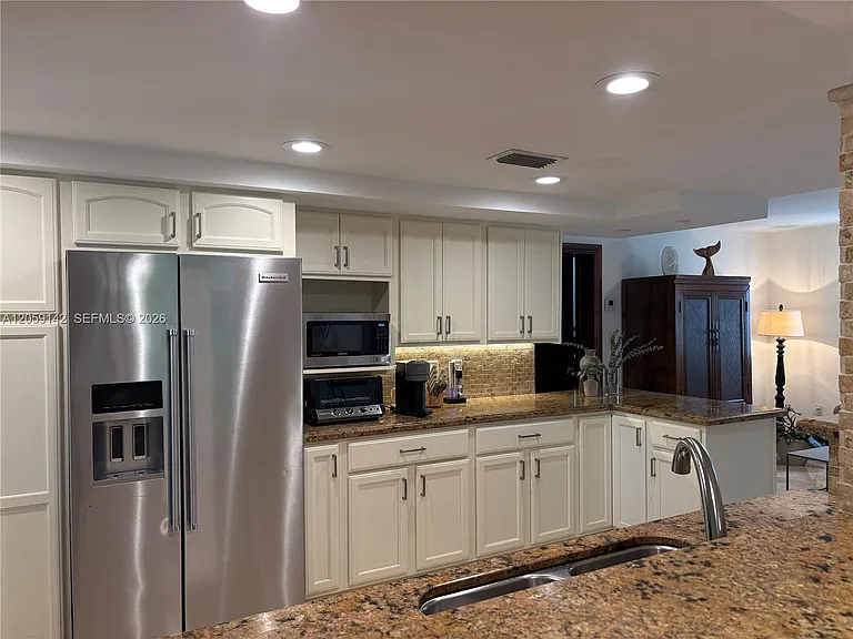 6610 SW 104th Ct — Photo 18