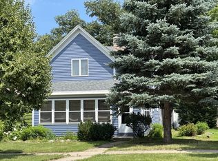 1157 6th Ave N, Windom, MN 56101