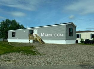 187 F St, Pittsfield, ME 04967