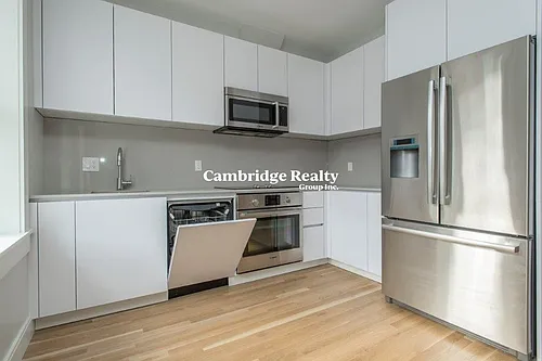31 South St #7T Photo 1