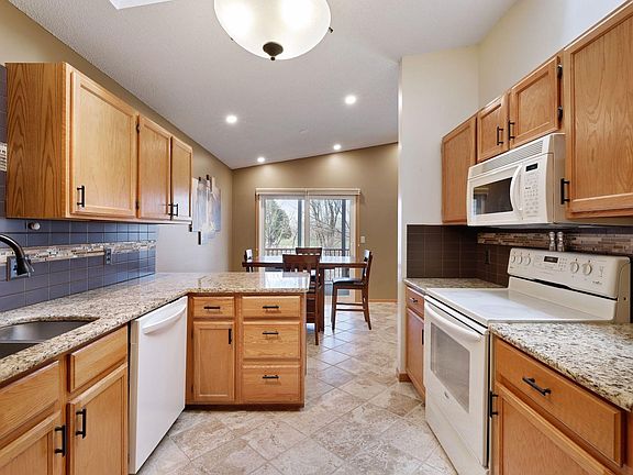 4th image of 5602 Sanibel Dr