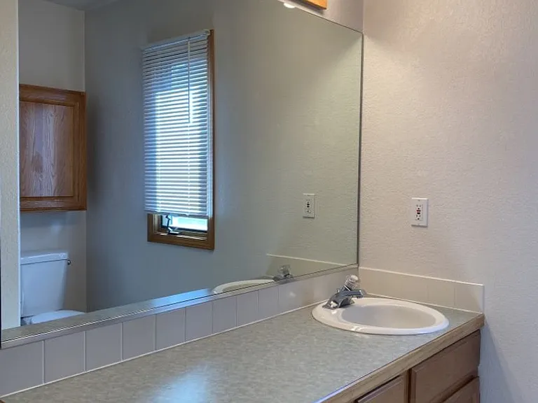 2325 Northbrook Dr — Photo 14