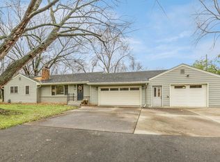 4916 Mayview Rd, Minnetonka, MN 55345