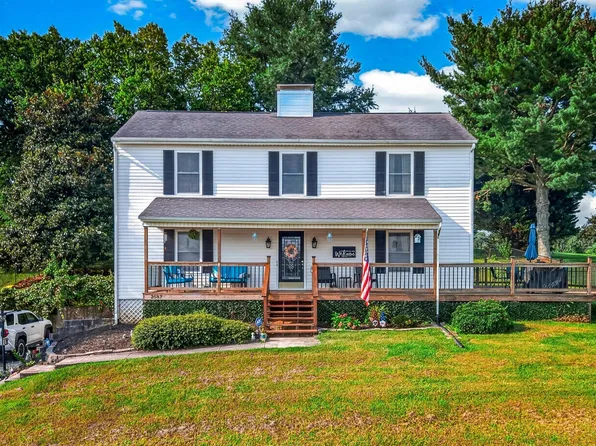 2587 Lakemont Cir, Morristown, TN 37814