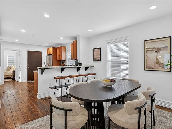 2nd image of 51 Vale St #1