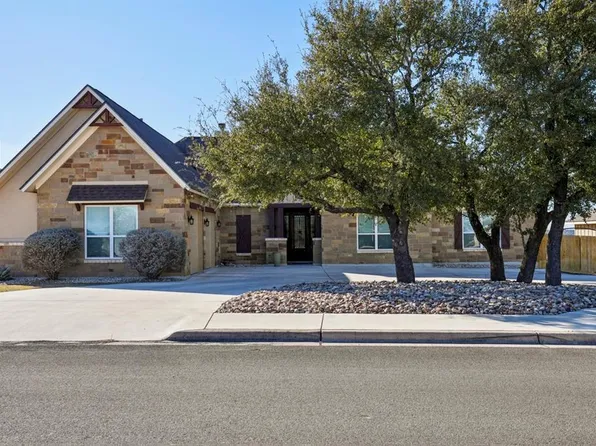 229 Yorktown Blvd, Kerrville, TX 78028