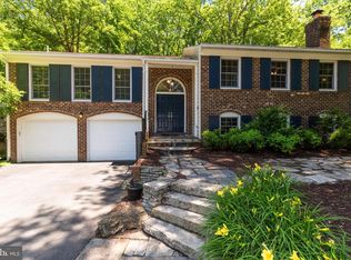 7507 Maritime Ln, Springfield, VA 22153
