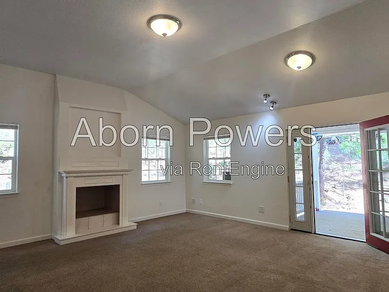 6271 Red Robin Rd — Photo 7