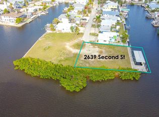 2639 Second St, Matlacha, FL 33993