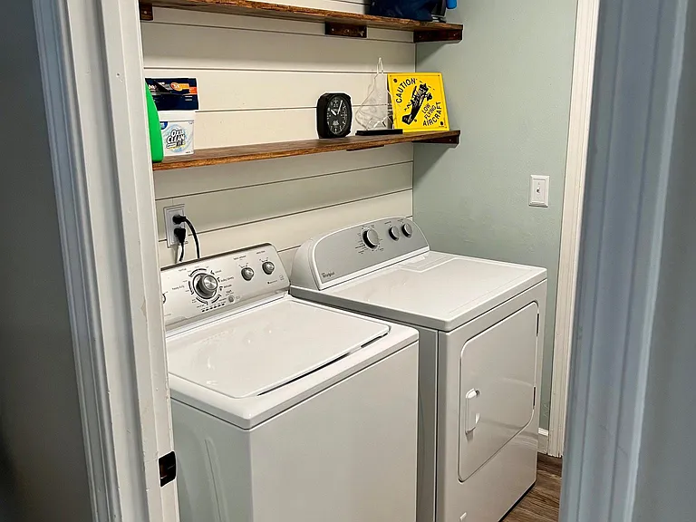 246 Hillside Dr — Photo 17