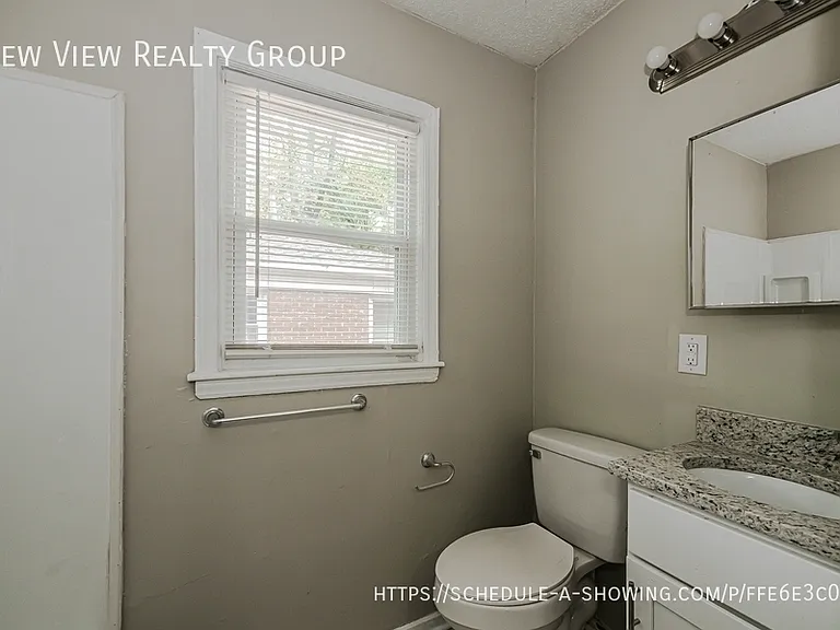 1900 Lasalle St #1 — Photo 15