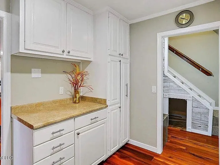 Extra Counter & Cabinet Space
