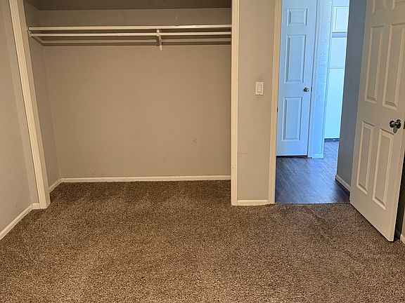 3rd image of 9560 E Lincoln St #1
