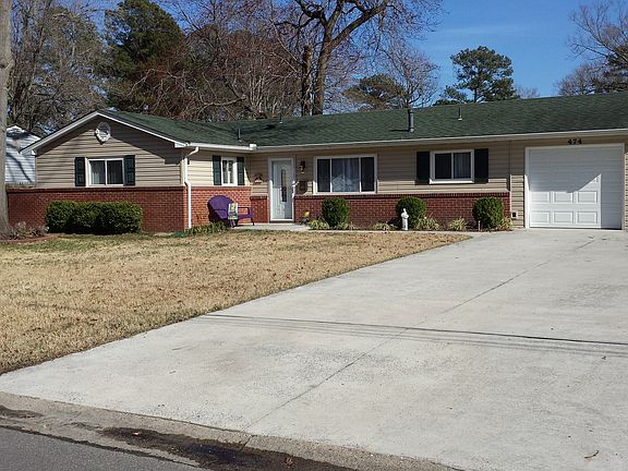 2nd image of 474 Barcelona Ln
