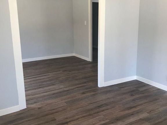 4th image of 219 N Stimson Ave