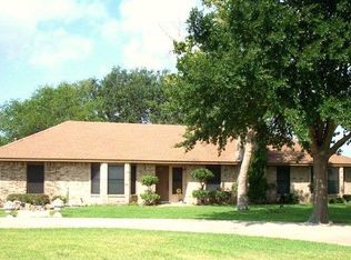 74 Midway Rd S, Inez, TX 77968
