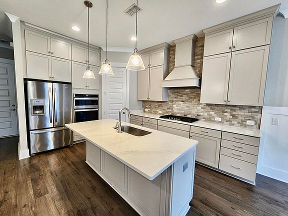 3rd image of 3132 Sturbridge Rd