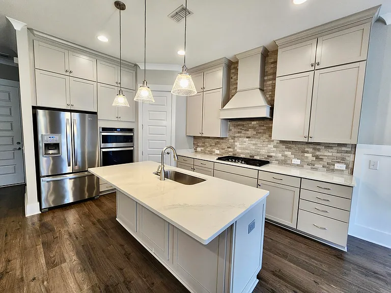 3132 Sturbridge Rd — Photo 3