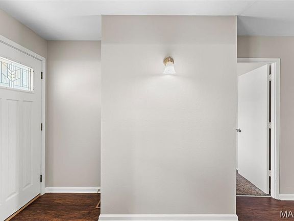 5th image of 4483 Remus Dr