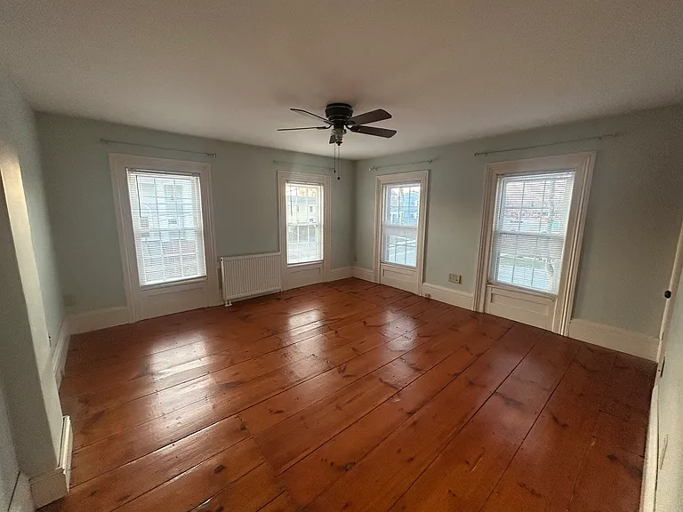 15 Pleasant St #15 — Photo 3