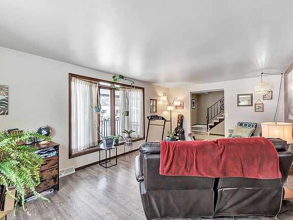 5th image of 253 Scout Way