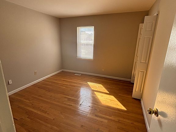 2nd image of 456 Britnie Ct