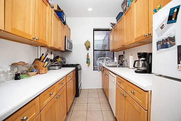 Rented by J & M Realty Services Corp (Management) | media 12