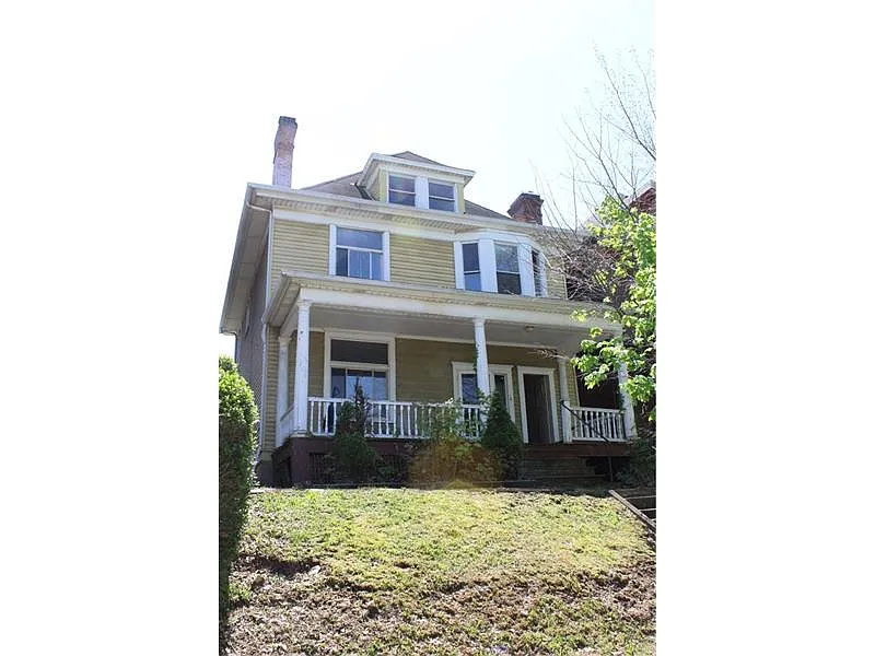 606 E 12th Ave photo 1