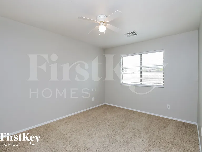 2641 W Prospector Way — Photo 14