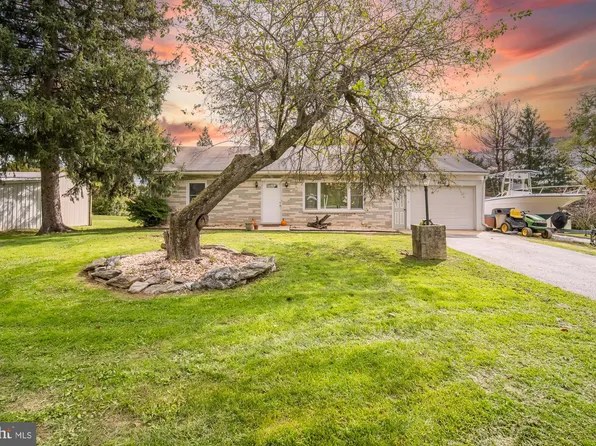 4666 E Prospect Rd, York, PA 17406