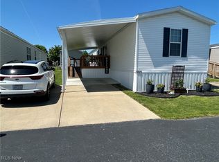 4825 Snowdrift Ln, Zanesville, OH 43701