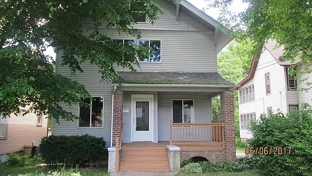 925 North Ave photo 1