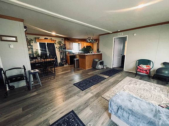 4th image of 7900 N Virginia St #99