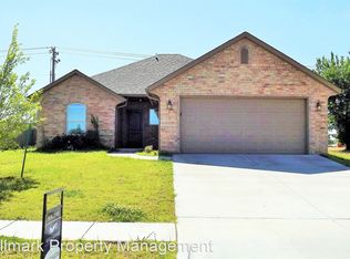709 Sweetgum St, Moore, OK 73160