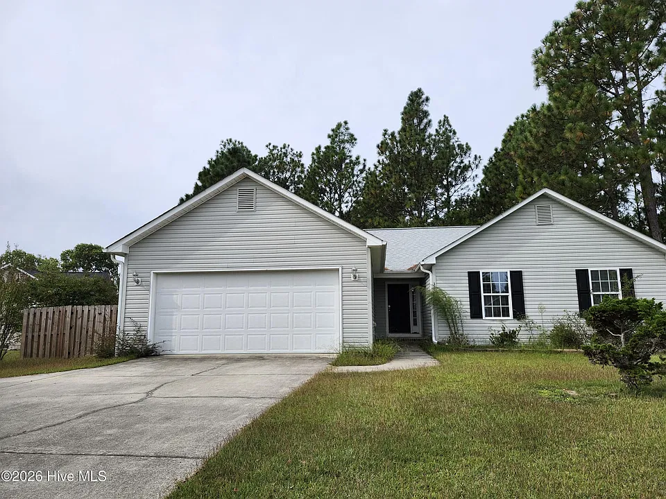 350 Woodgreen Dr