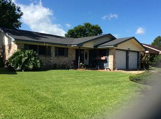 9910 Old Orchard Rd, La Porte, TX 77571