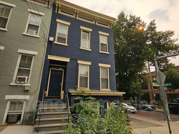 293 Hudson Ave #1, Albany, NY 12210